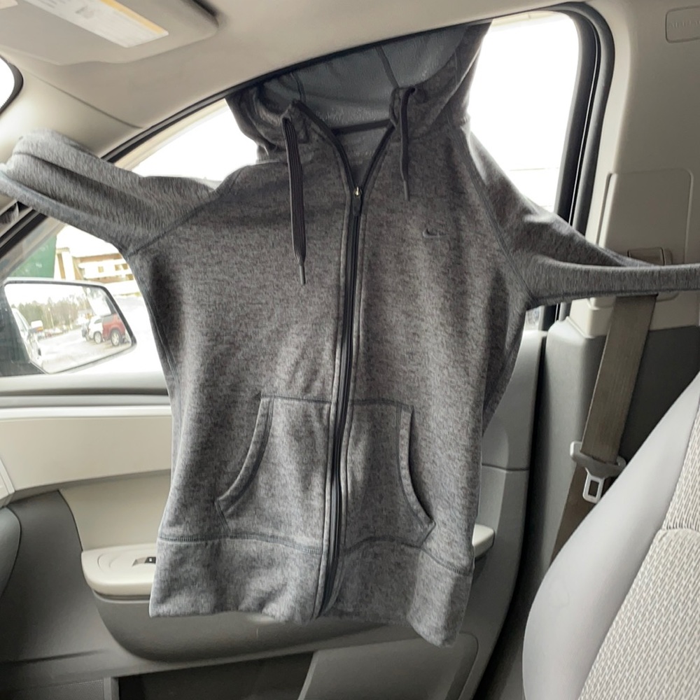 Nike therma-fit workout jacket